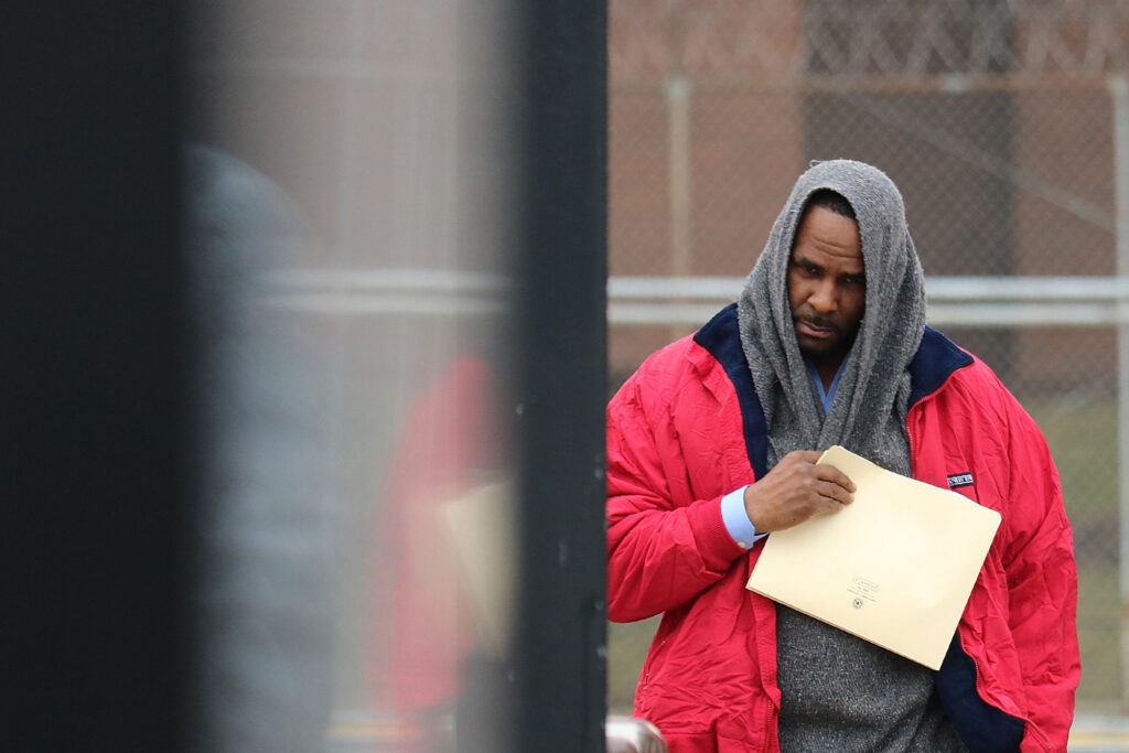 R. Kelly Releases 'I Admit It' Album While Imprisoned!