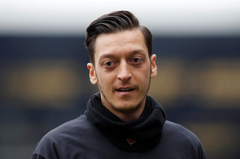 Mesut Ozil announces retirement from football