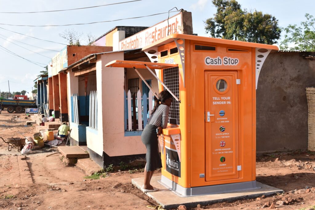 Mukuru Booth In Lower Gweru Robbed Of US$27 000, R66 000