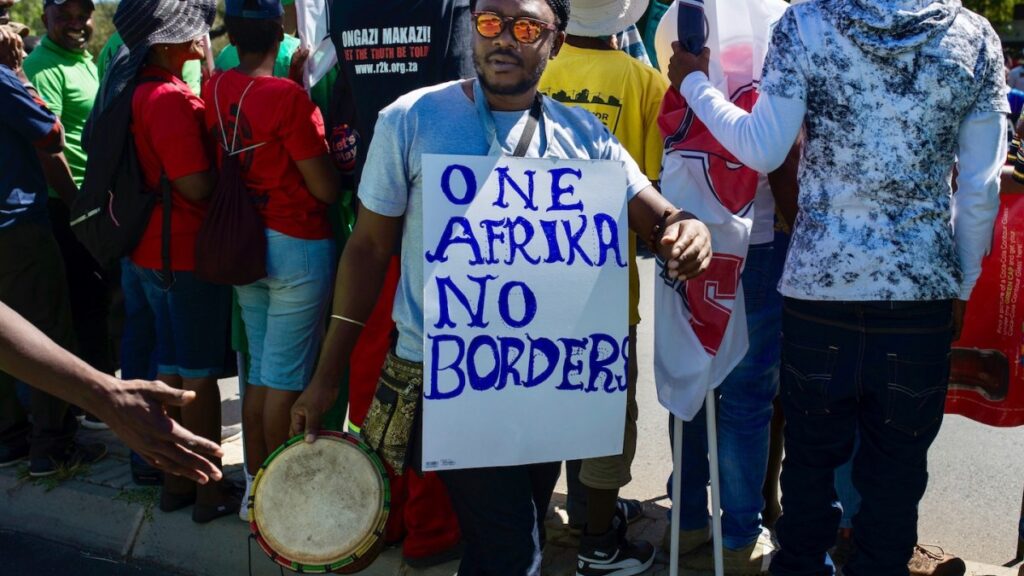 ZEP Holders Can Work In South Africa Until December 31 ZiMetro News