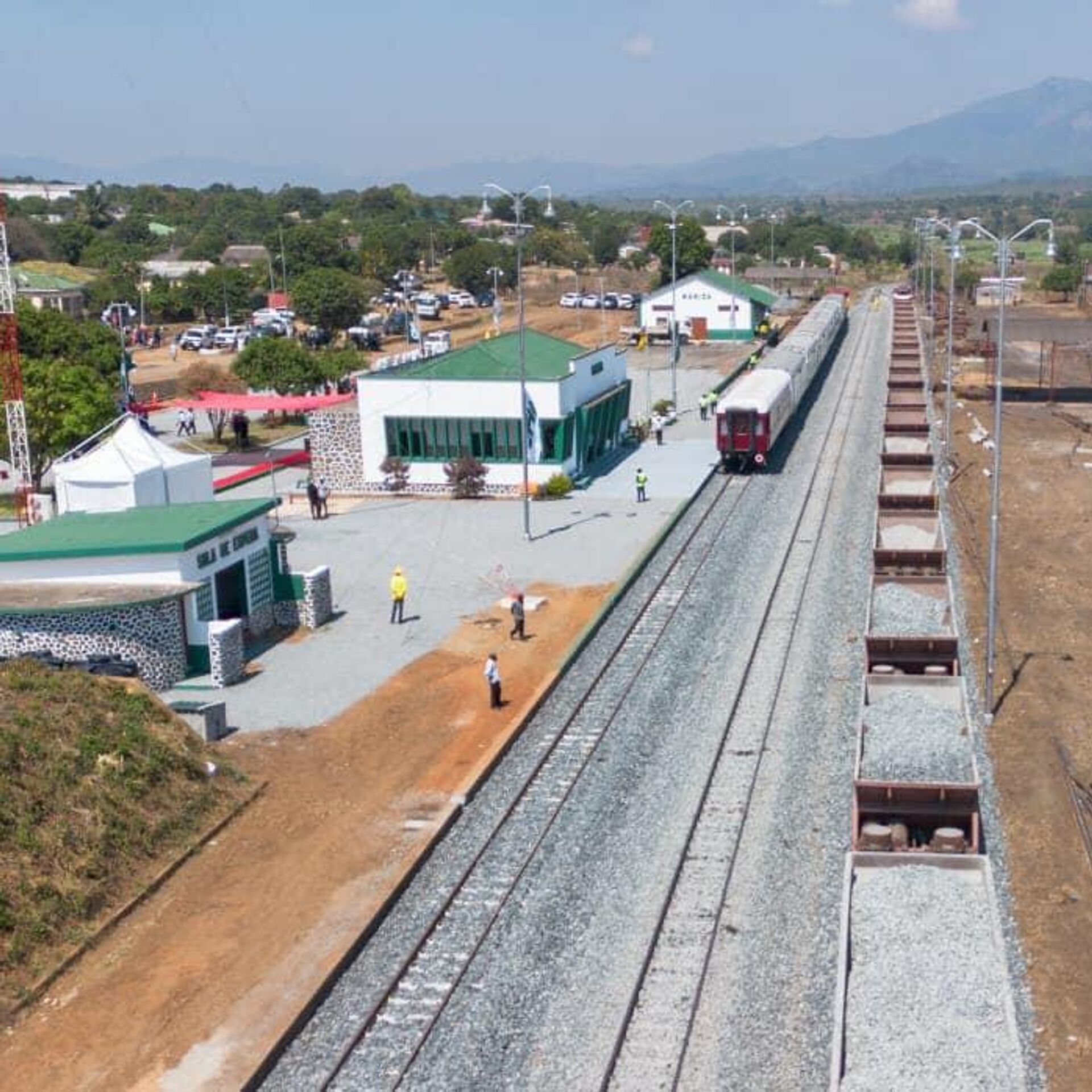 Mozambique And Zimbabwe Agree To Refurbish And Extend Railway Line