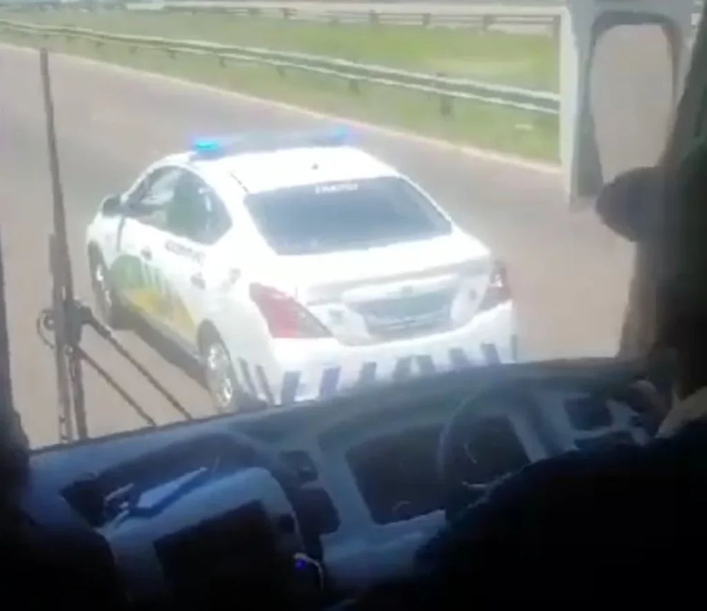 Sable Class Bus Labeled 'Most Dangerous' After Trying to Escape Police In SA