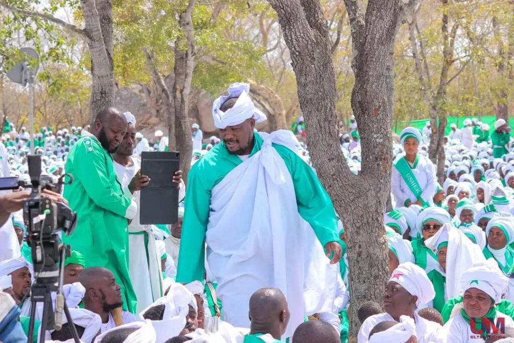 "I Am a Prophet But I Wont Form a Church", Says Mambo Dhuterere!
