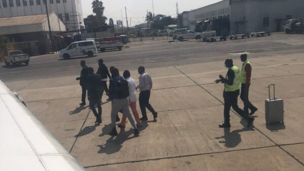 Three Zimbabwean Activists Removed From Plane By Security Agents