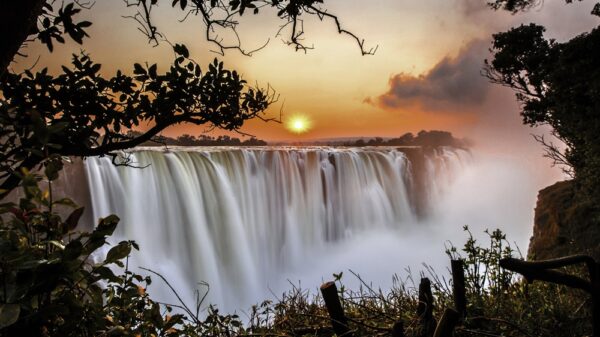 Why You Should Choose Victoria Falls as Your Next Vacation Destination