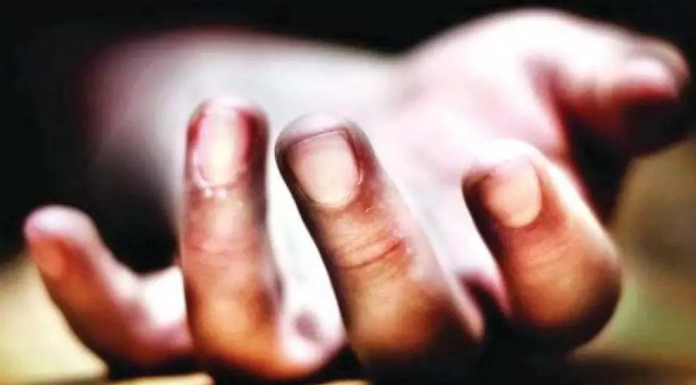 MARRIED TEACHER DIES AT LOVER'S HOUSE