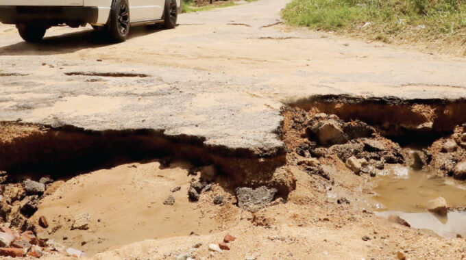 Bulawayo’s Roads Deteriorate as Heavy Rains Deepen Potholes, Disrupting Public Transport